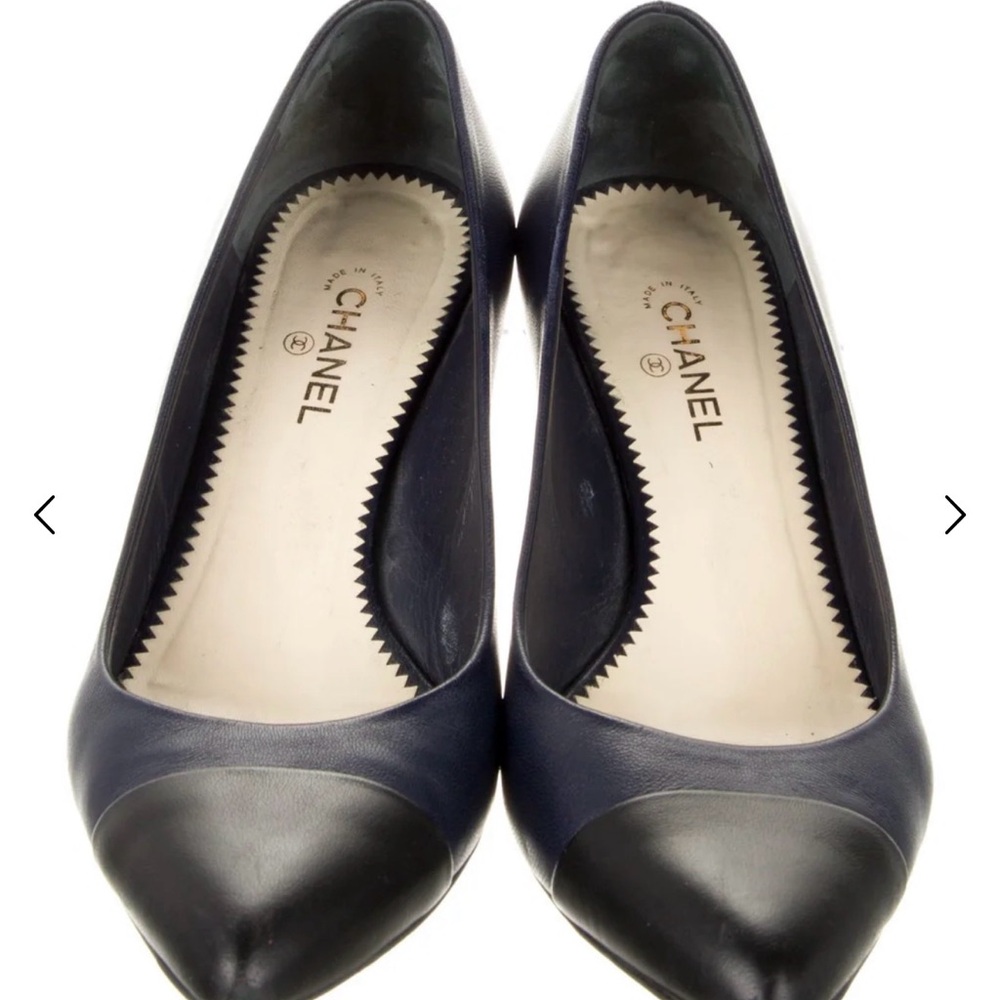 CHANEL Black and Navy Heels